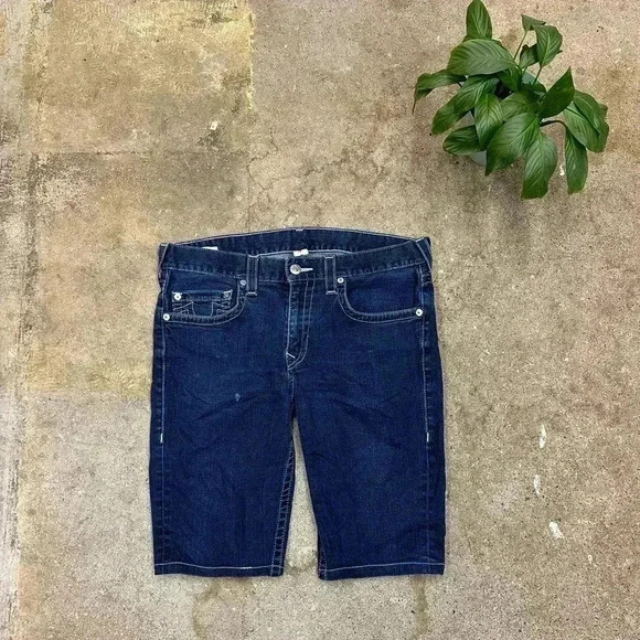 Vintage True Religion Dark Wash Denim Shorts Size 38 - Picture 1 of 6